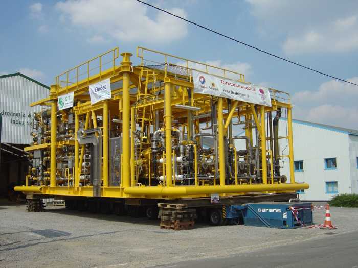 Seawater desalination skid